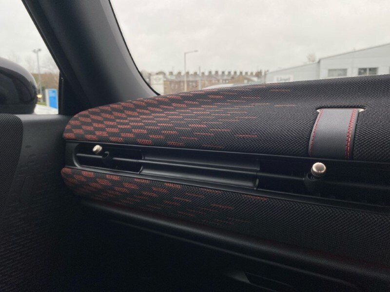 Used MINI Cooper 2024 for sale - 76981011: Photo 32