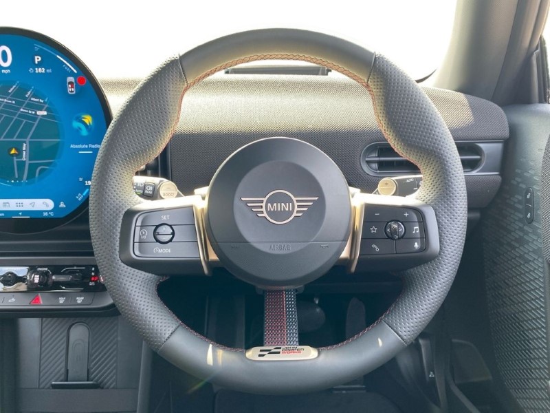 Used MINI Cooper 2025 for sale - 76982145: Photo 5