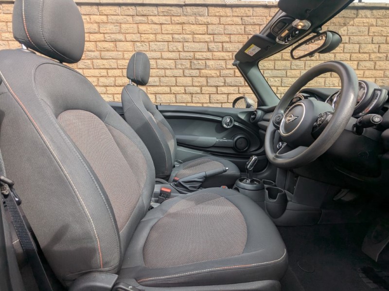 Used MINI Convertible 2019 for sale - 77581476: Photo 11