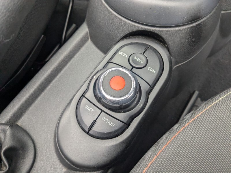 Used MINI Convertible 2019 for sale - 77581476: Photo 34