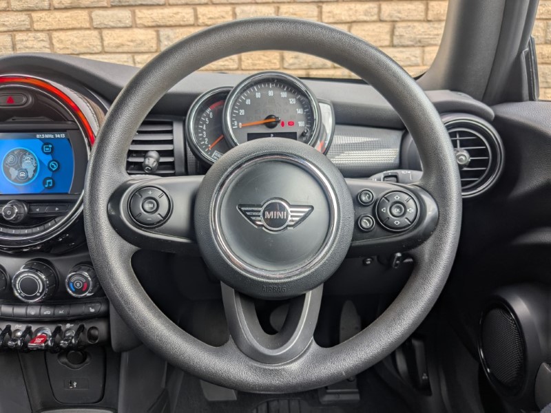 Used MINI Convertible 2019 for sale - 77581476: Photo 5