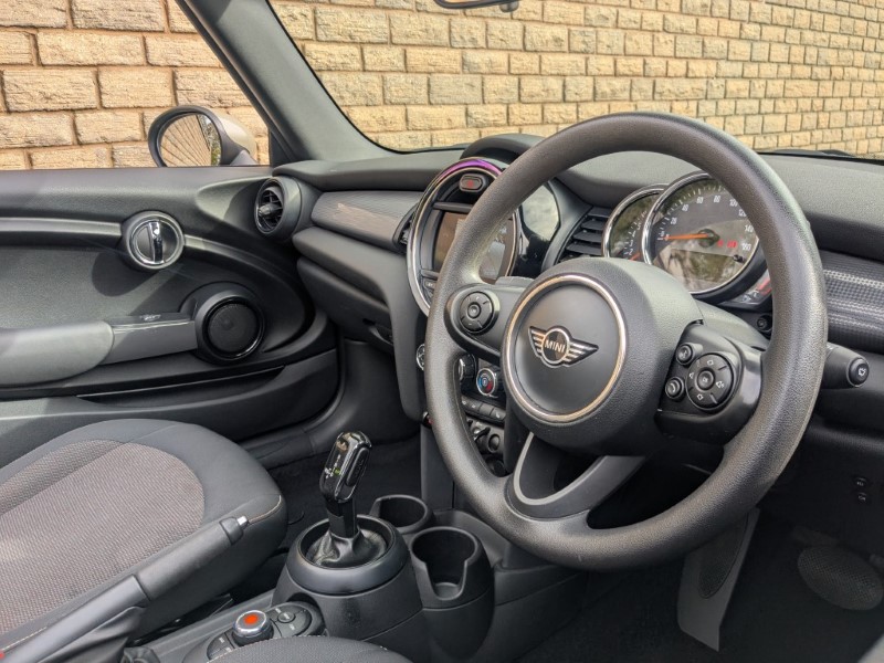 Used MINI Convertible 2019 for sale - 77581476: Photo 6