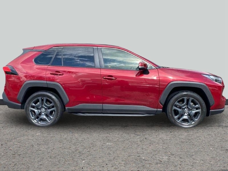 Used Toyota RAV4 2022 for sale - 76980905: Photo 3