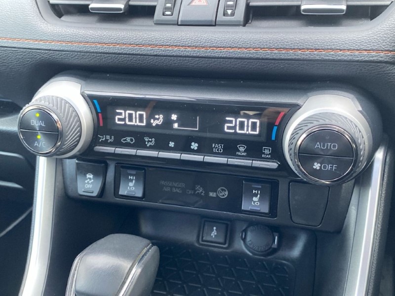 Used Toyota RAV4 2022 for sale - 76980905: Photo 30