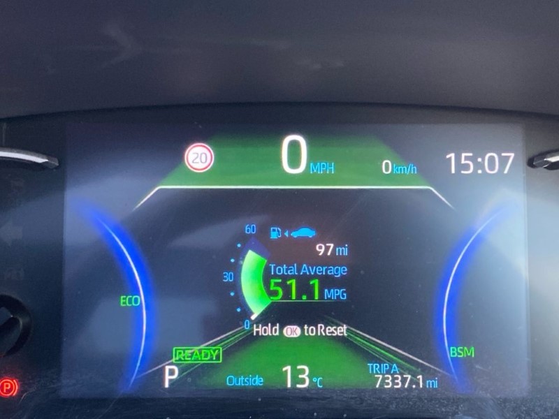 Used Toyota RAV4 2022 for sale - 76980905: Photo 31