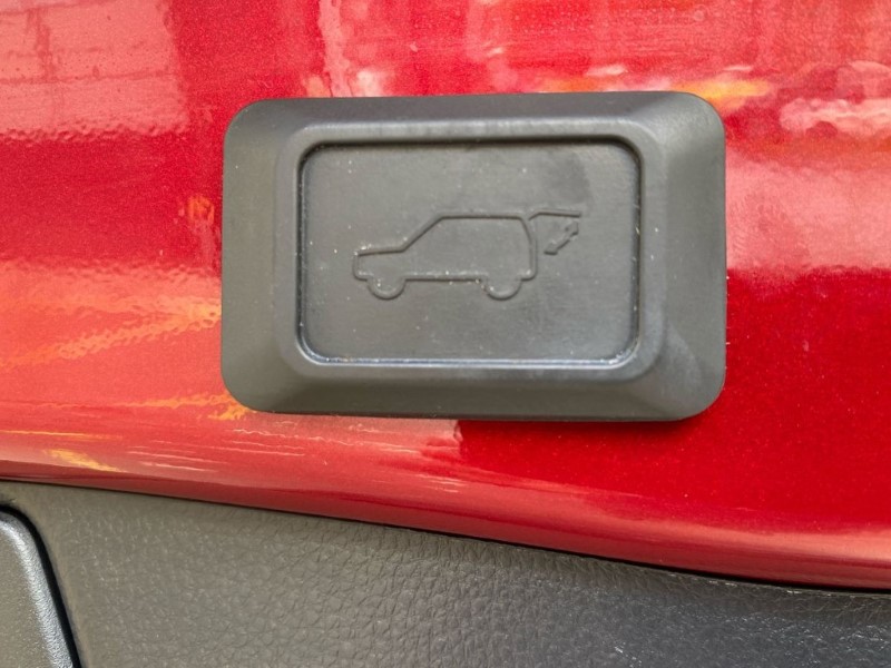 Used Toyota RAV4 2022 for sale - 76980905: Photo 38