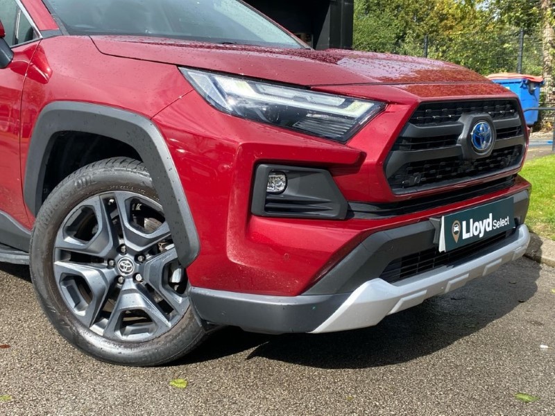 Used Toyota RAV4 2022 for sale - 76980905: Photo 40