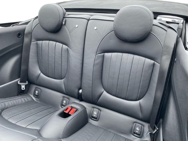 Used MINI Convertible 2022 for sale - 77336033: Photo 12