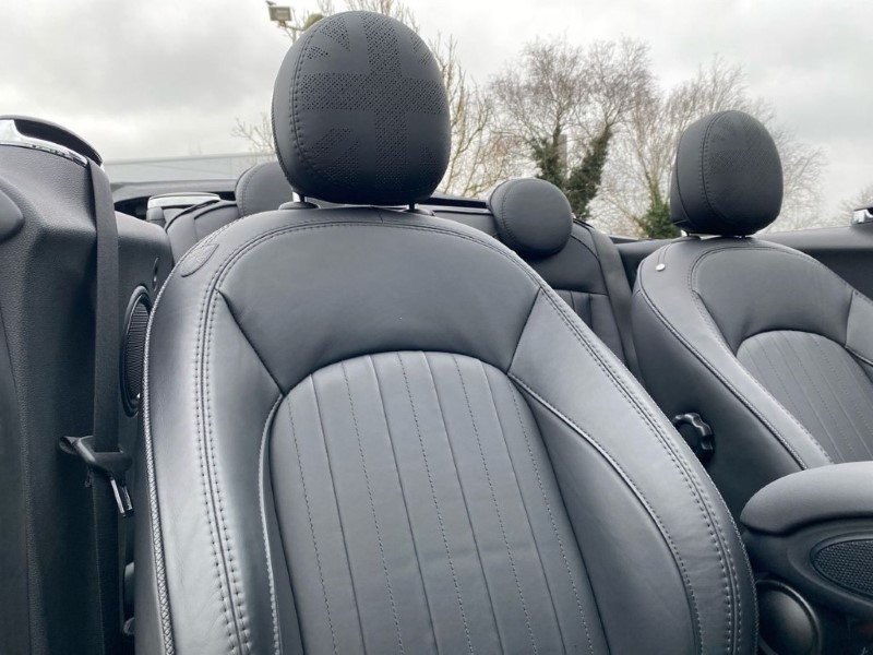 Used MINI Convertible 2022 for sale - 77336033: Photo 24