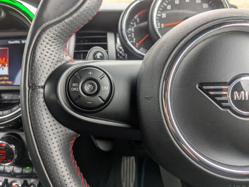 Used MINI Hatch 2019 for sale - 76980934: Photo 17