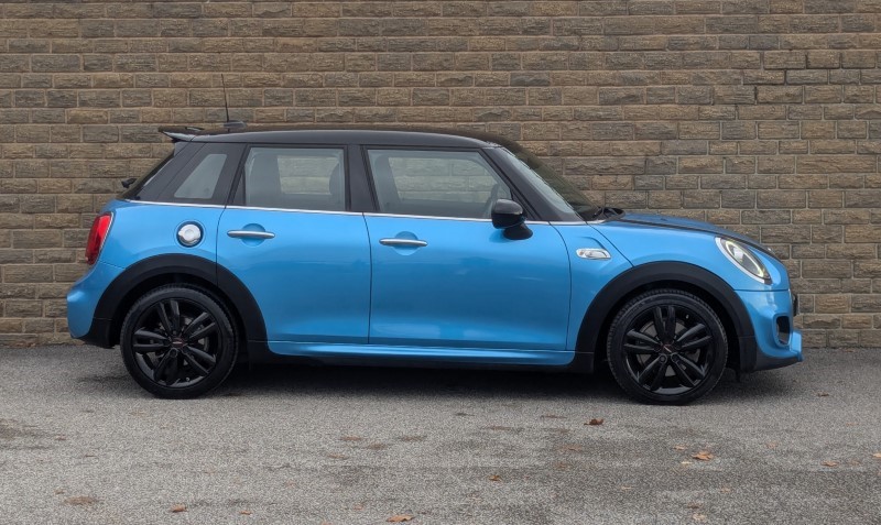 Used MINI Hatch 2019 for sale - 76980934: Photo 3