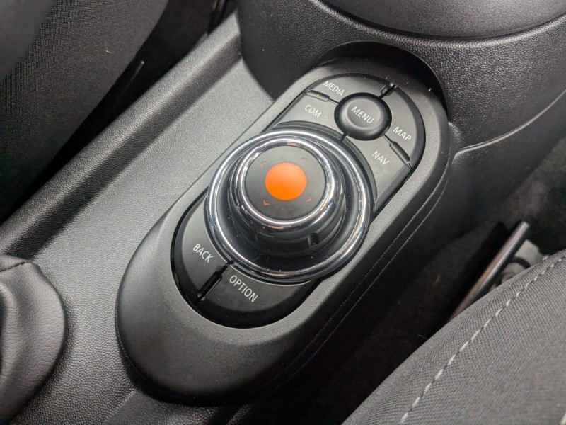 Used MINI Hatch 2019 for sale - 76980934: Photo 32