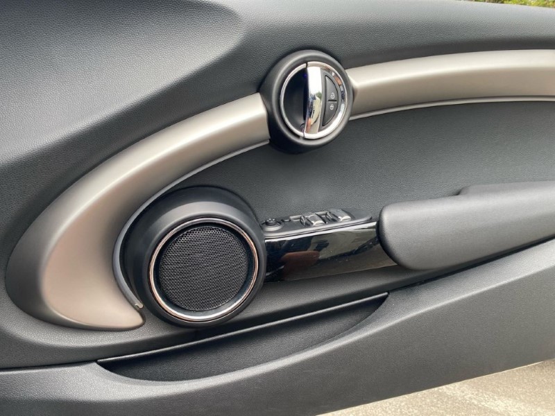 Used MINI Convertible 2021 for sale - 76981848: Photo 21