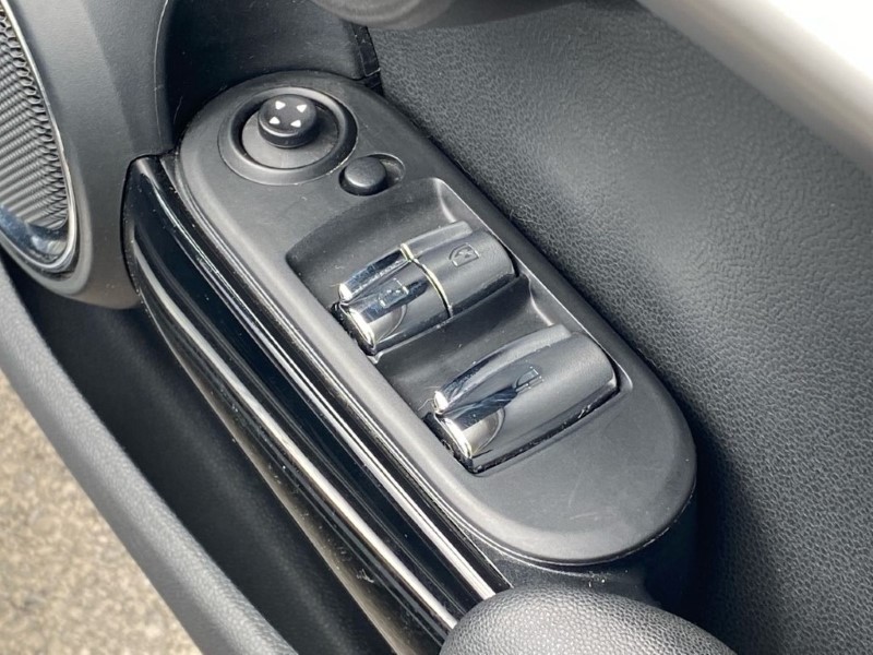 Used MINI Convertible 2021 for sale - 76981848: Photo 22