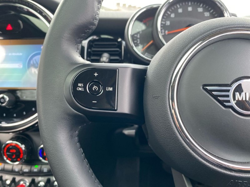 Used MINI Hatch 2022 for sale - 77210356: Photo 17