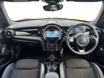 Used MINI Hatch 2023 for sale - 78581597: Photo