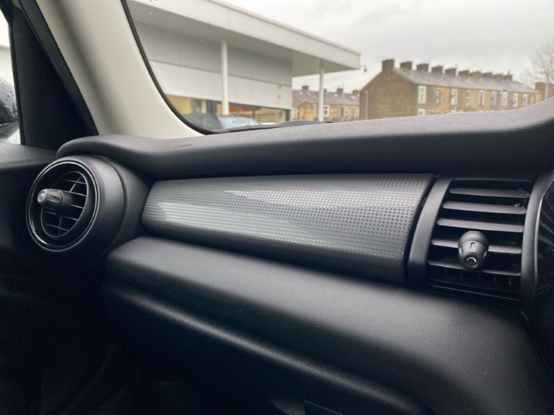 Used MINI Hatch 2020 for sale - 76983942: Photo 28