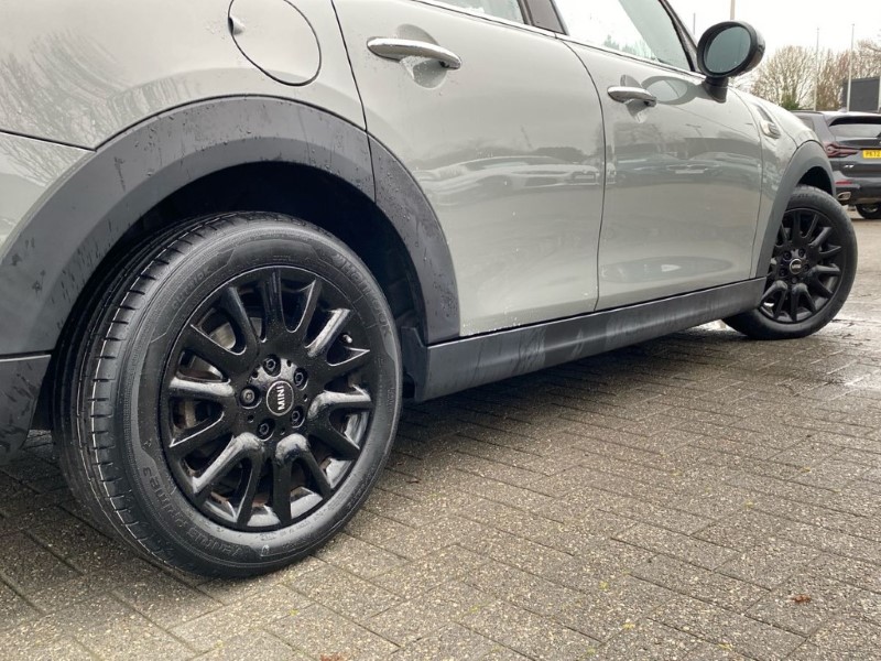 Used MINI Hatch 2020 for sale - 76983942: Photo 42