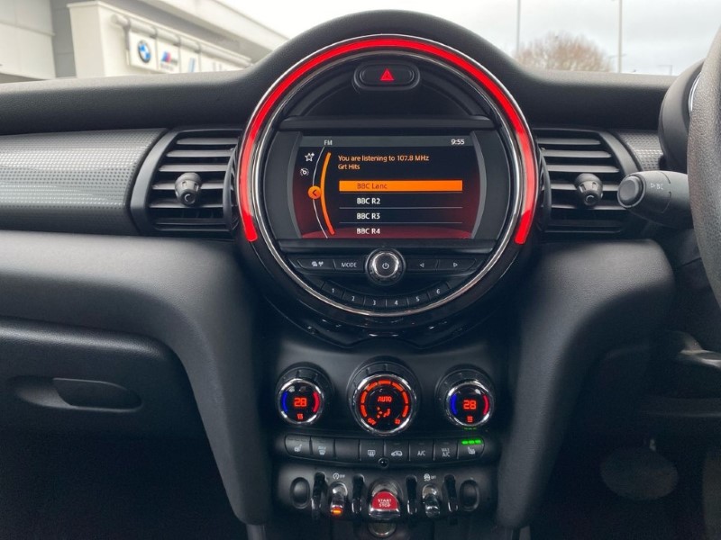 Used MINI Hatch 2019 for sale - 77762920: Photo 8