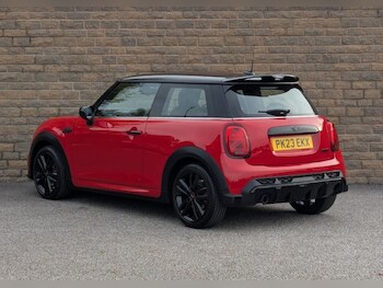 Used MINI Hatch 2023 for sale - 76981088: Photo