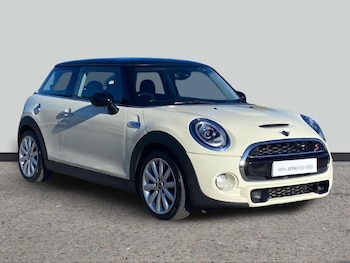 Used MINI Hatch 2019 for sale - 77589838: Photo
