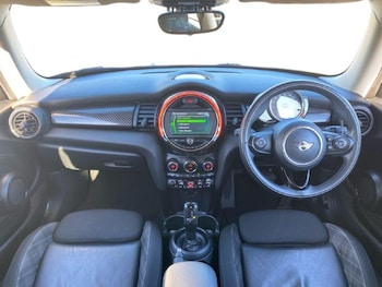 Used MINI Hatch 2019 for sale - 77589838: Photo