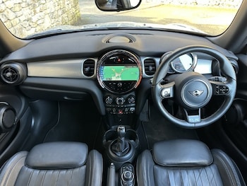 Used MINI Hatch 2022 for sale - 78379317: Photo