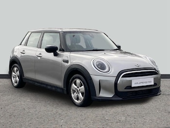 MINI Hatch feature image