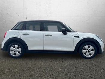 Used MINI Hatch 2023 for sale - 79798604: Photo