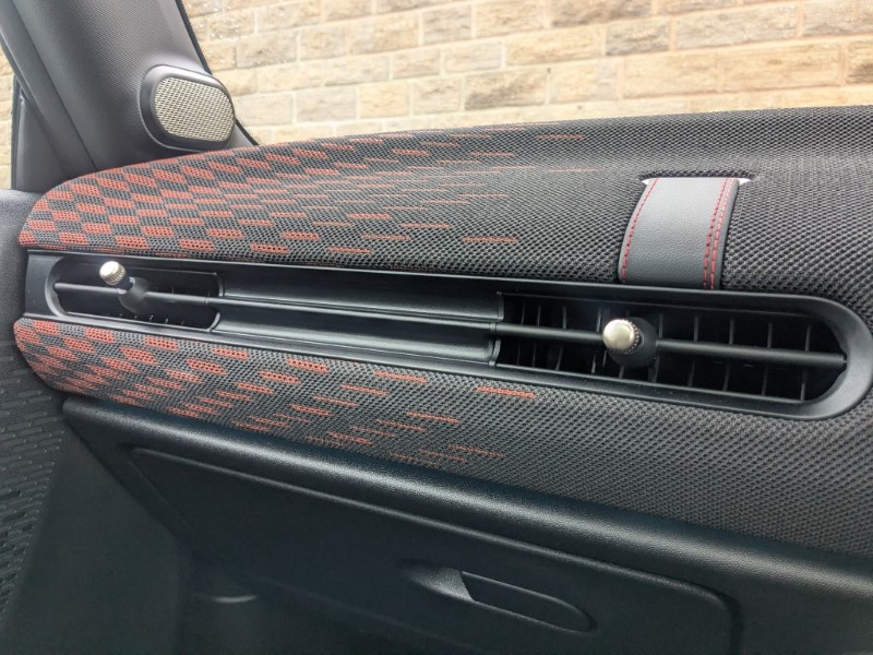 Used MINI Cooper 2024 for sale - 76981255: Photo 35