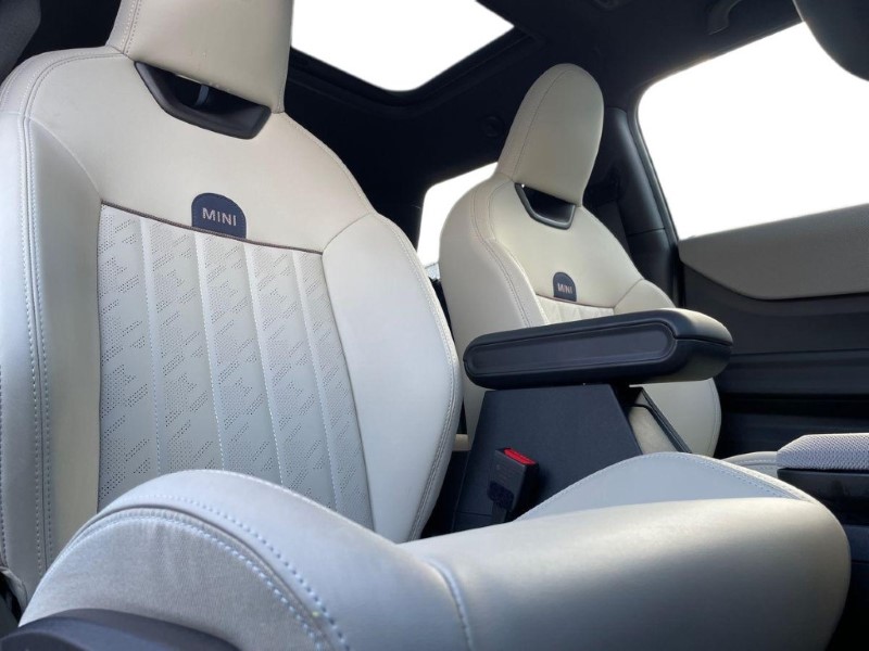 Used MINI Cooper 2024 for sale - 77607133: Photo 11