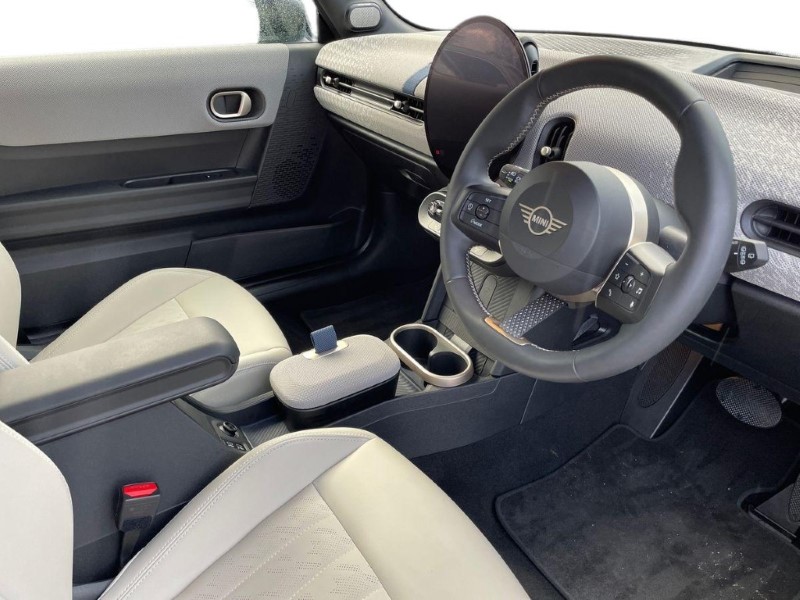 Used MINI Cooper 2024 for sale - 77607133: Photo 6