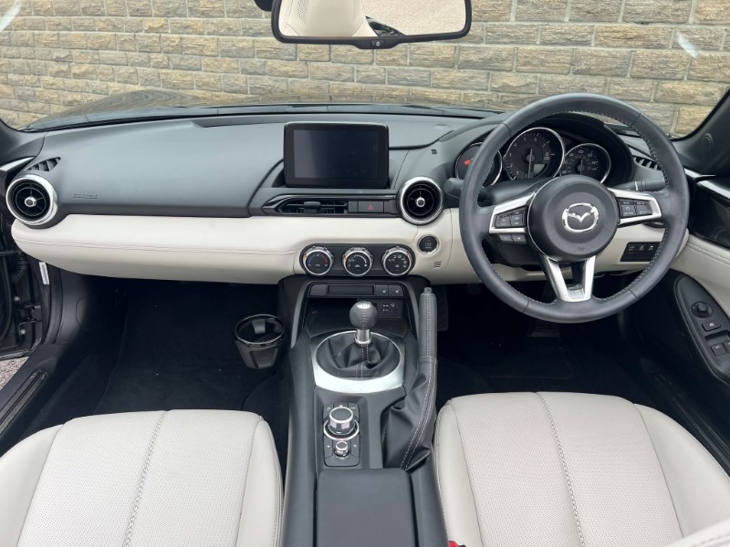 Used Mazda MX-5 2023 for sale - 76981256: Photo 4