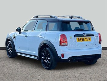 Used MINI Countryman 2019 for sale - 76982140: Photo