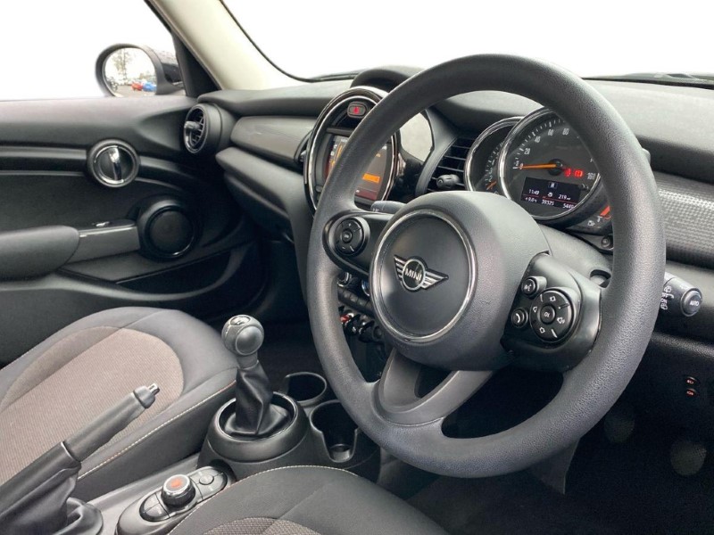 Used MINI Hatch 2020 for sale - 77077059: Photo 6