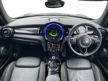 Used MINI Hatch 2018 for sale - 77339580: Photo