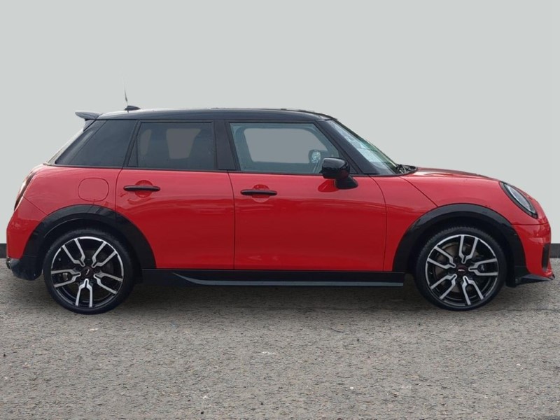 Used MINI Cooper 2024 for sale - 76980794: Photo 3