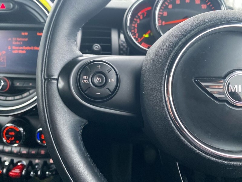 Used MINI Hatch 2018 for sale - 77504497: Photo 17