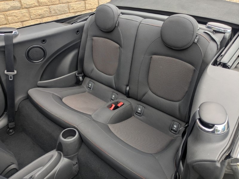 Used MINI Convertible 2019 for sale - 77367145: Photo 12