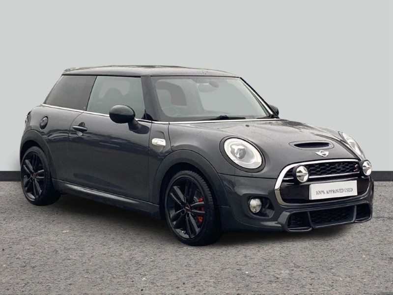 Used MINI Hatch 2018 for sale - 77707081: Photo 1
