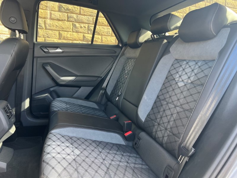 Used Volkswagen T-Roc 2023 for sale - 76981231: Photo 12