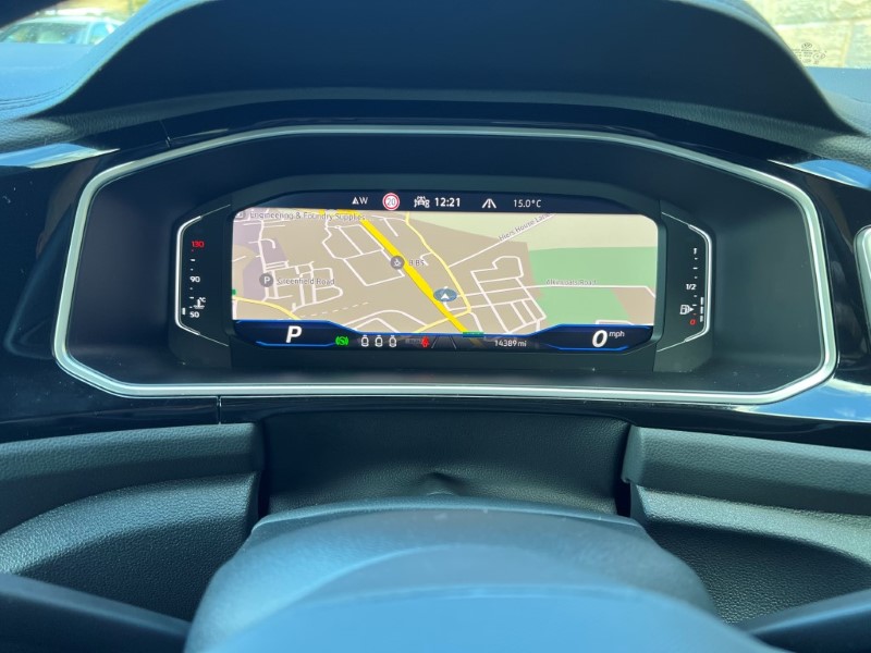 Used Volkswagen T-Roc 2023 for sale - 76981231: Photo 19