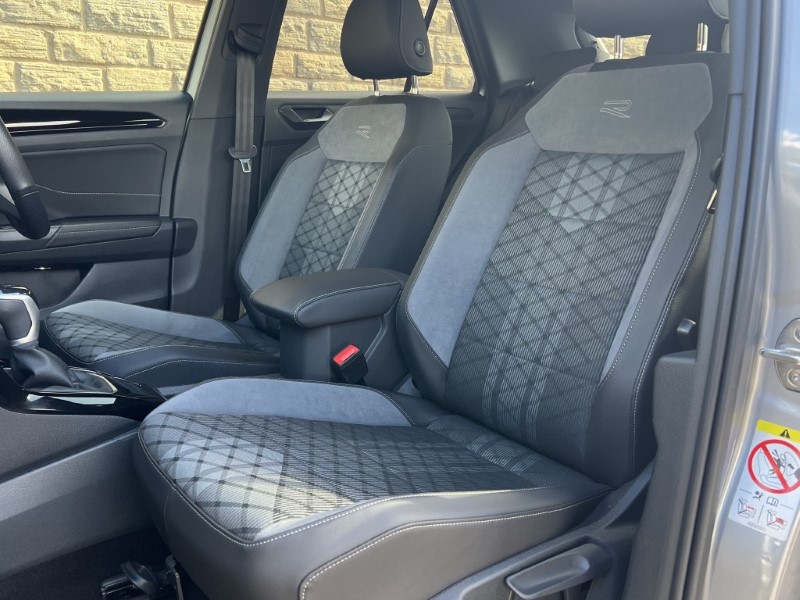 Used Volkswagen T-Roc 2023 for sale - 76981231: Photo 21