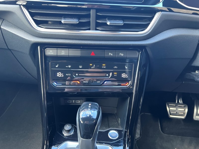 Used Volkswagen T-Roc 2023 for sale - 76981231: Photo 24