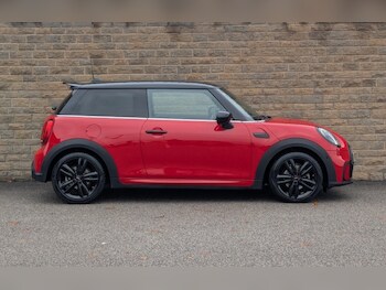 Used MINI Hatch 2023 for sale - 76981065: Photo