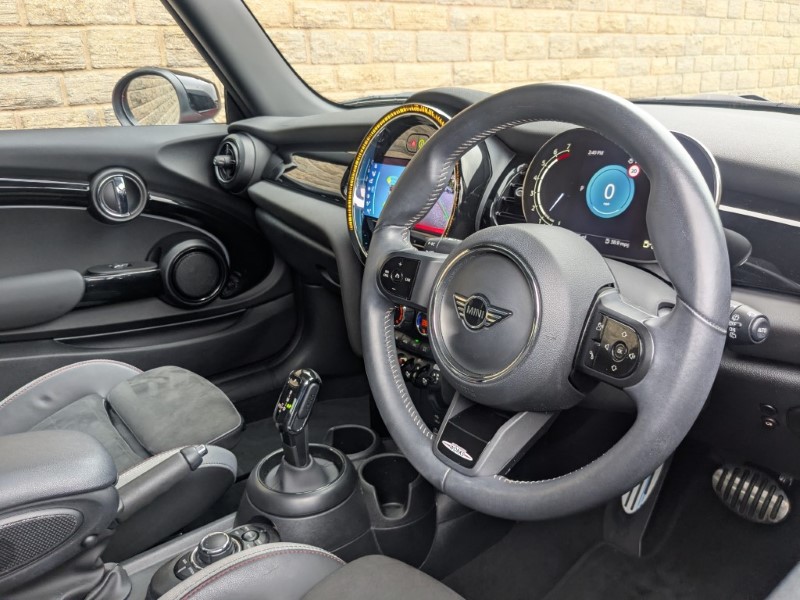 Used MINI Hatch 2023 for sale - 76981065: Photo 6