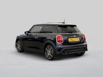 Used MINI Hatch 2023 for sale - 76982039: Photo