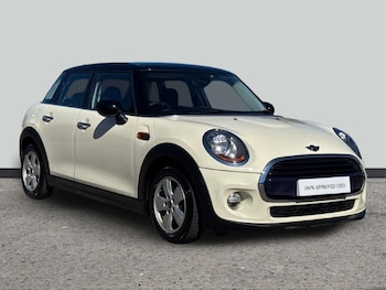 Used MINI Hatch 2017 for sale - 78108888: Photo