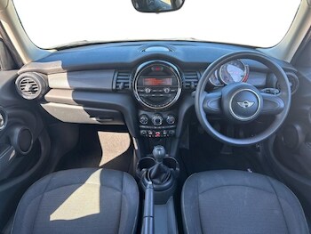 Used MINI Hatch 2017 for sale - 78108888: Photo