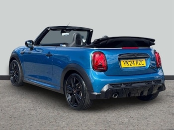Used MINI Convertible 2024 for sale - 79606895: Photo